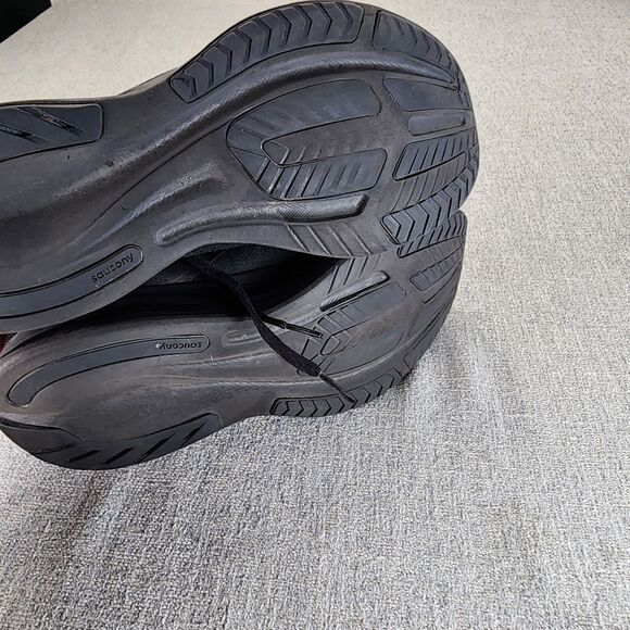 Saucony Ride 16 Sneaker Mens Size 11 Triple Black PWRRun Shoes Athletic main image 8